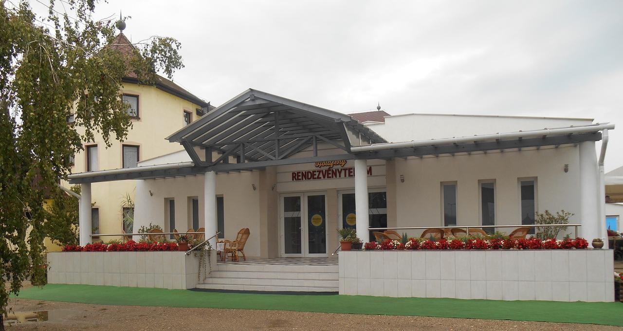 Holdfeny Hotel Forro Экстерьер фото